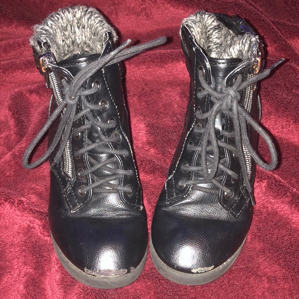 Black Boots
